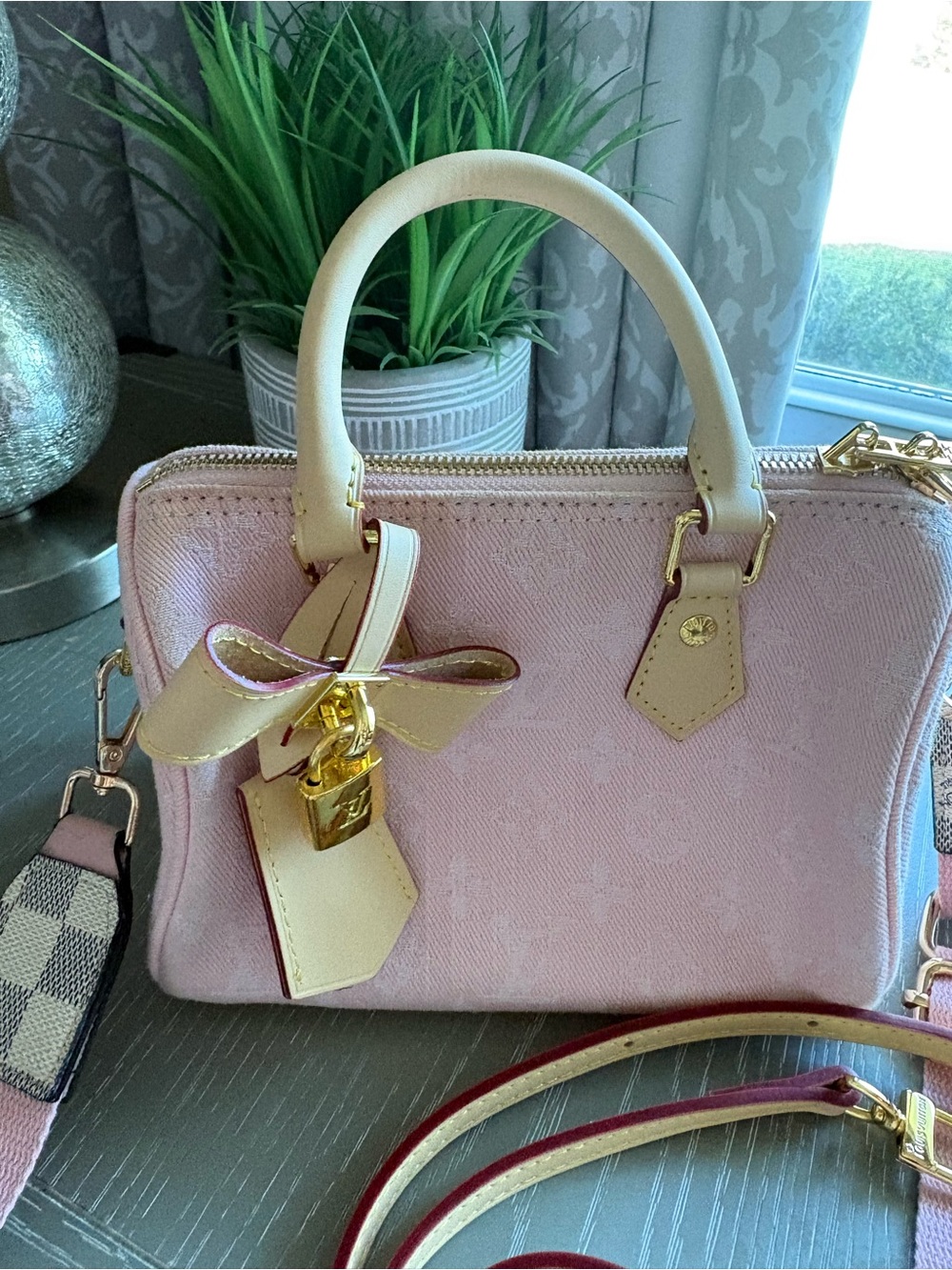 FASHION Pink Denim Satchel 20 with 2 straps and charms - Picture 6 of 16